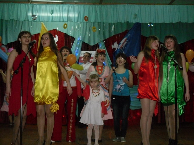 09:44 В Шемуршинском районе продолжается фестиваль коллективов художественной самодеятельности
